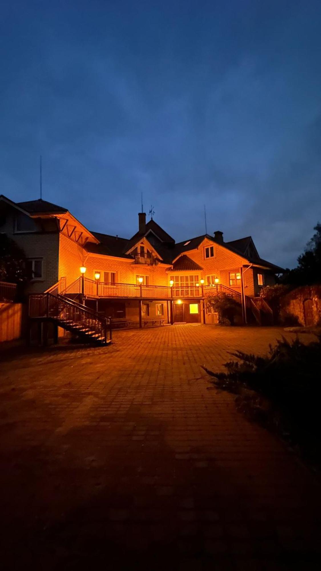 Hotel Grand Elion à Rēzekne Extérieur photo